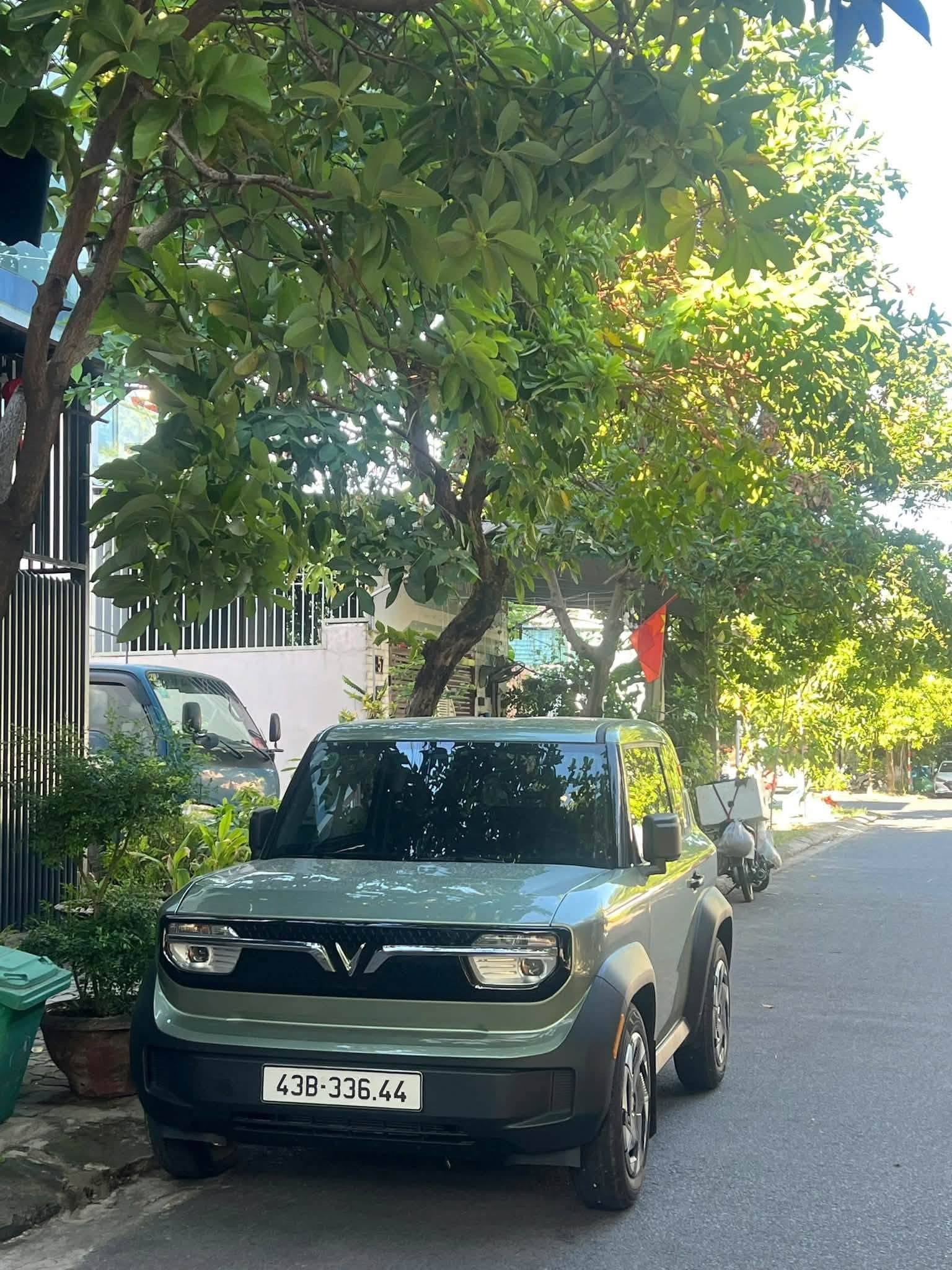 Xe VinFast VF 3 màu xanh